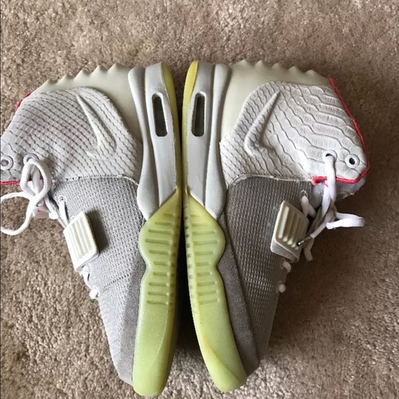 Yeezy 2 platinum - Picture 4 of 8